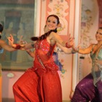 BollyDance Workout DVD - Nek Bilder 2012-08-18 11-10-42