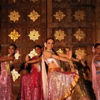 BollyDance Workout DVD - Nek Bilder 2012-08-18 18-49-08