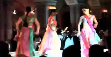 Maharaja Show in Zoo Palast.mov