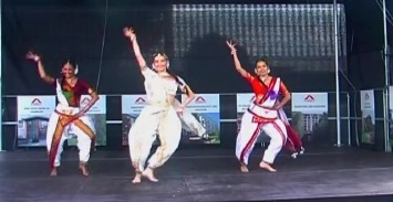 Natarang&Dhoom Tanana.mov